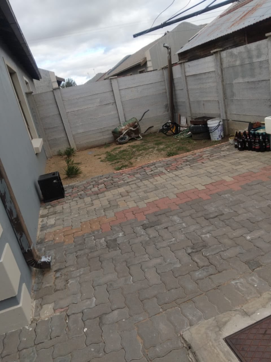 2 Bedroom Property for Sale in Mandela View Free State